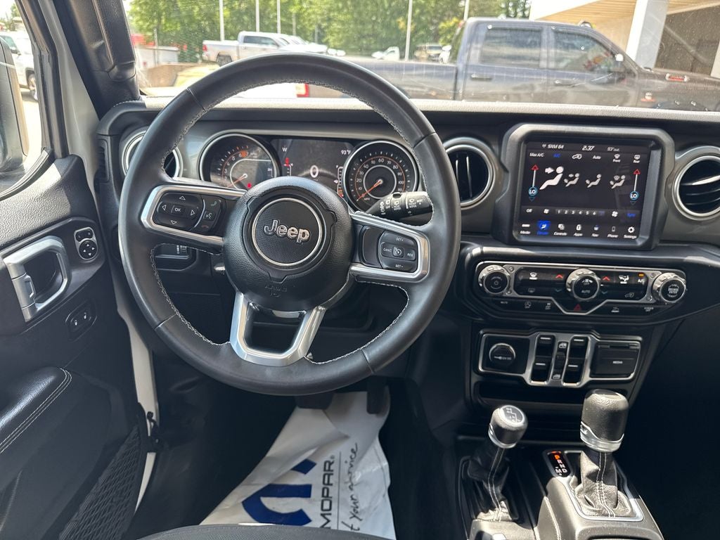 2023 Jeep Wrangler 4-Door Sahara