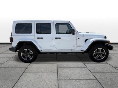 2023 Jeep Wrangler 4-Door Sahara
