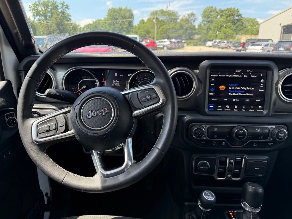 2023 Jeep Wrangler 4-Door Sahara