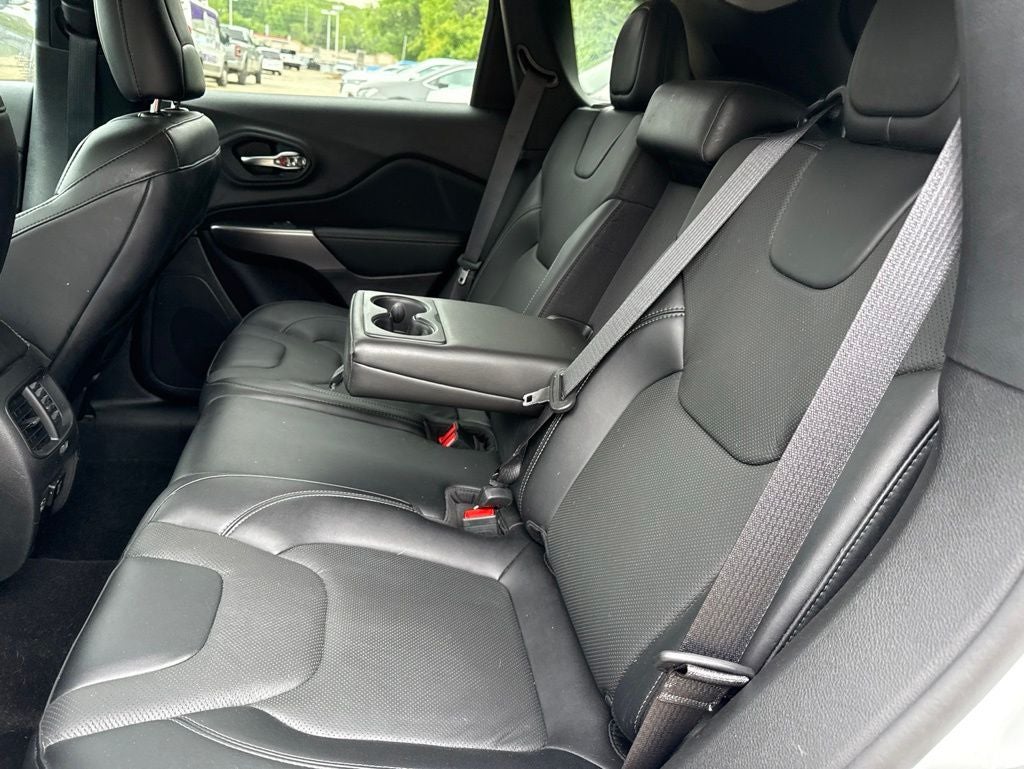 2022 Jeep Cherokee Latitude Lux