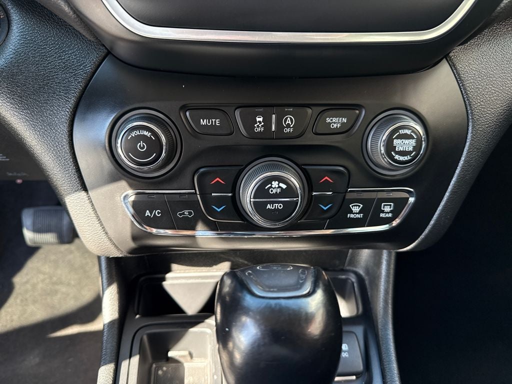 2022 Jeep Cherokee Latitude Lux FWD