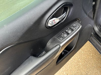 2021 Jeep Cherokee Latitude Lux 4X4