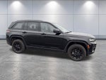2025 Jeep Grand Cherokee Altitude 4x4