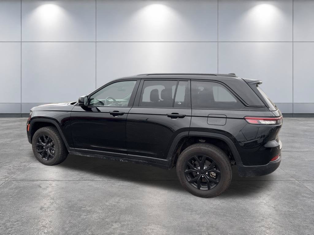 2025 Jeep Grand Cherokee Altitude 4x4