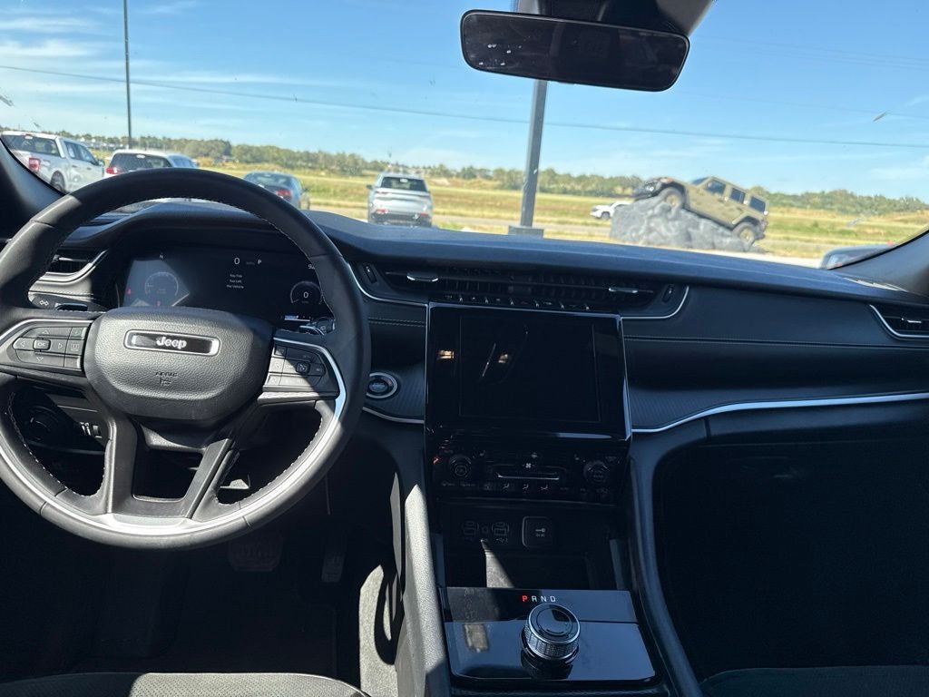 2025 Jeep Grand Cherokee Altitude