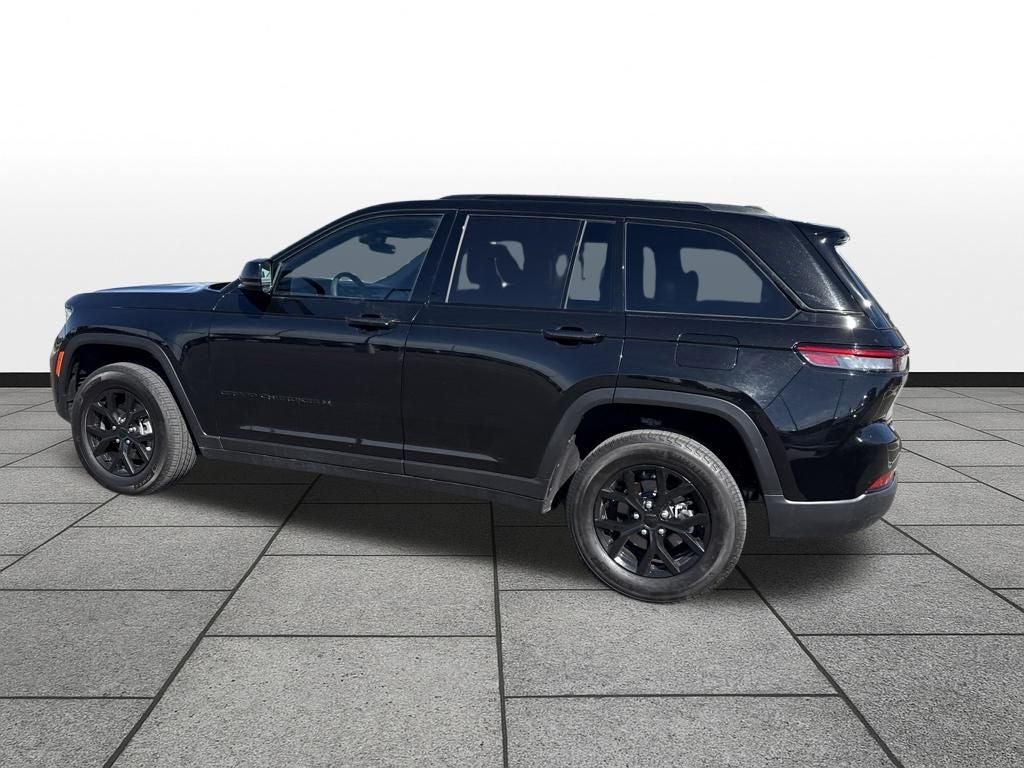 2025 Jeep Grand Cherokee Altitude