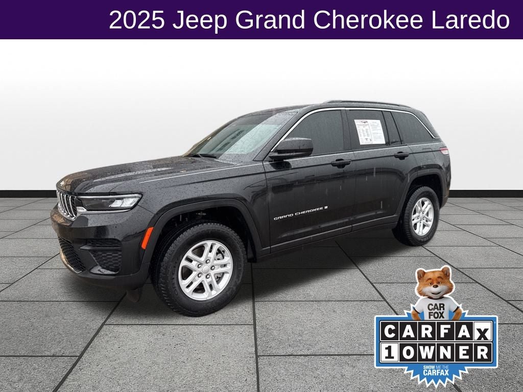 2025 Jeep Grand Cherokee Laredo 4x4