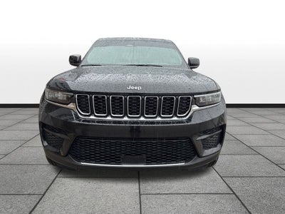 2025 Jeep Grand Cherokee Laredo 4x4