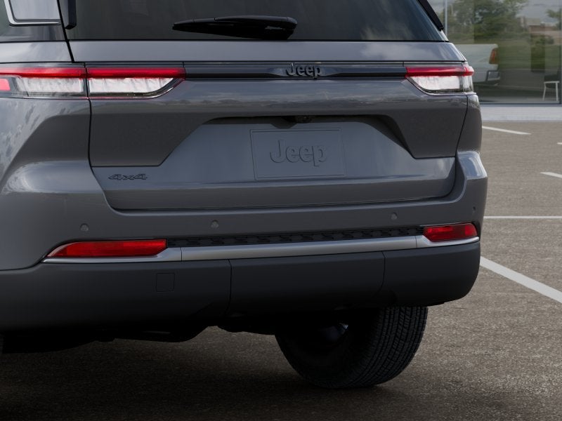2027 Jeep Grand Cherokee GRAND CHEROKEE LAREDO ALTITUDE 4X4