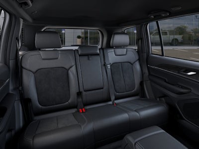 2027 Jeep Grand Cherokee GRAND CHEROKEE LAREDO ALTITUDE 4X4