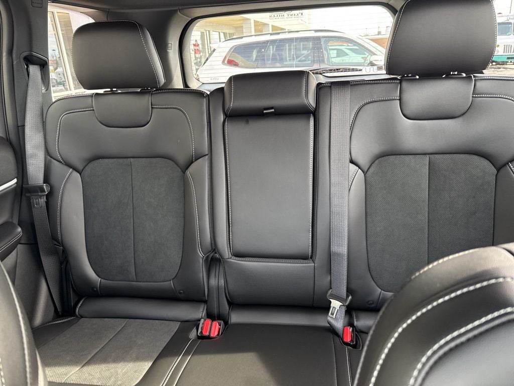 2026 Jeep Grand Cherokee GRAND CHEROKEE ALTITUDE 4X4