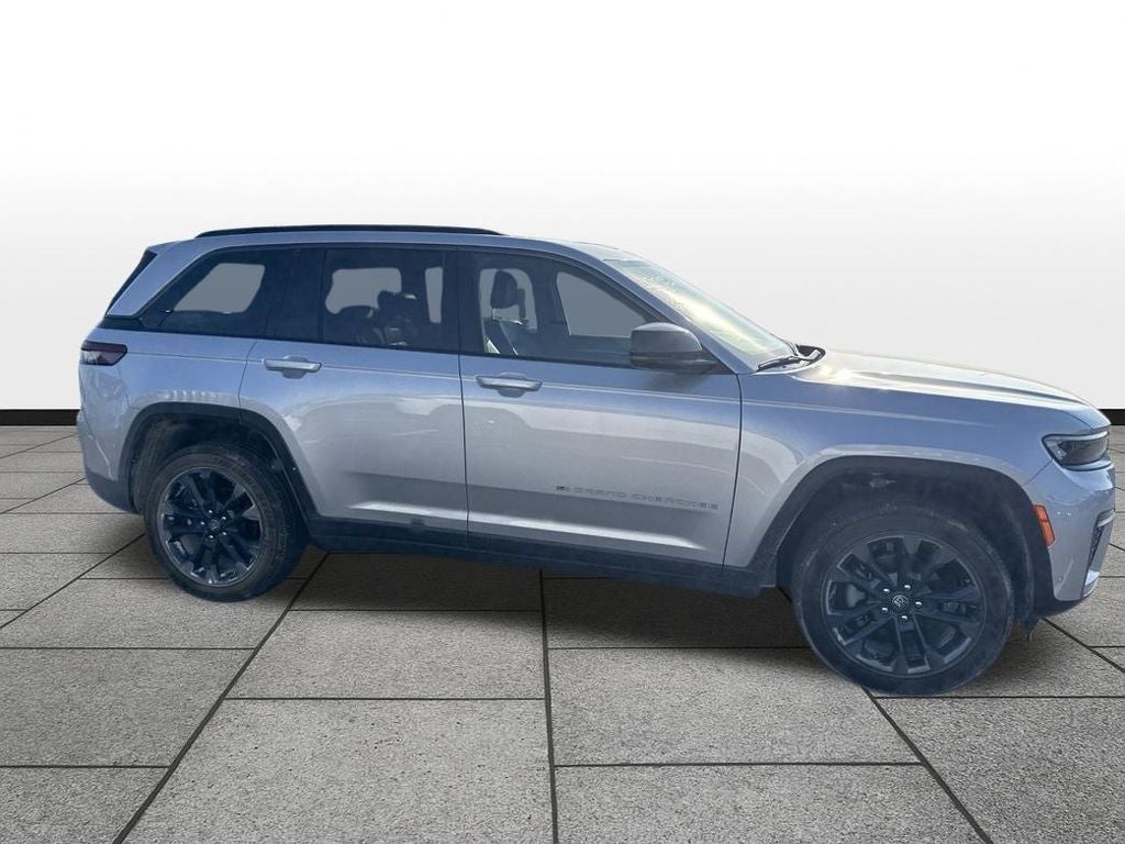 2026 Jeep Grand Cherokee 85th Anniversay Edition 4x4