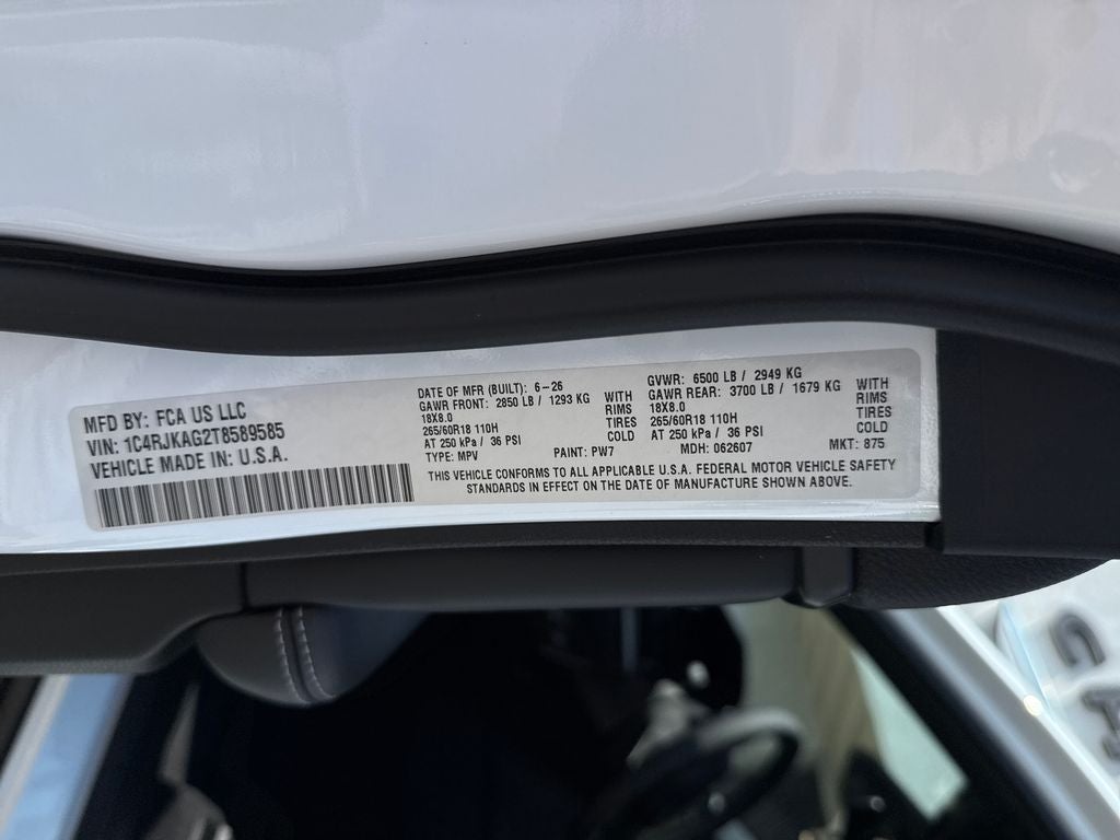 2026 Jeep Grand Cherokee GRAND CHEROKEE L LAREDO X 4X4