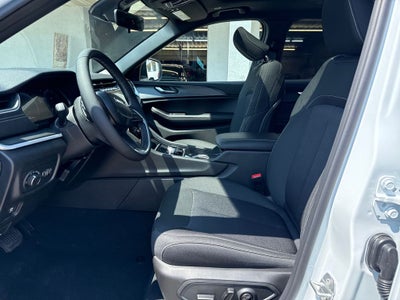 2026 Jeep Grand Cherokee GRAND CHEROKEE L LAREDO X 4X4