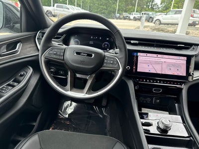 2026 Jeep Grand Cherokee GRAND CHEROKEE L LAREDO ALTITUDE 4X4