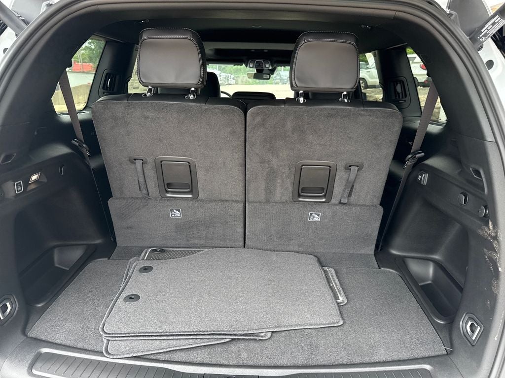 2026 Jeep Grand Cherokee GRAND CHEROKEE L LAREDO ALTITUDE 4X4