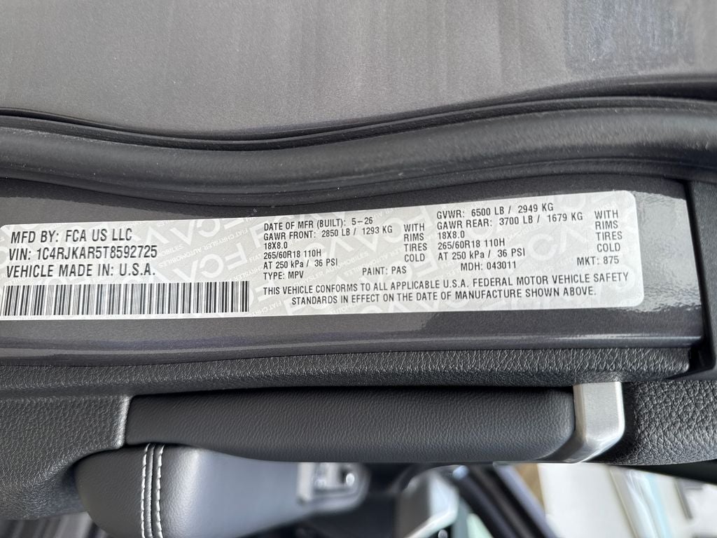 2026 Jeep Grand Cherokee L Laredo