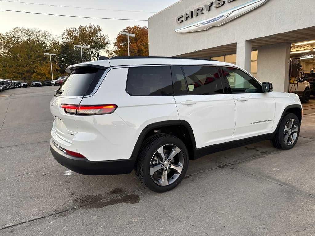 2025 Jeep Grand Cherokee GRAND CHEROKEE L LIMITED 4X4