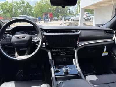 2026 Jeep Grand Cherokee GRAND CHEROKEE L LIMITED 4X4