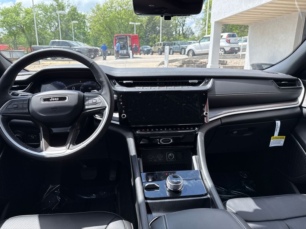 2026 Jeep Grand Cherokee GRAND CHEROKEE L LIMITED 4X4