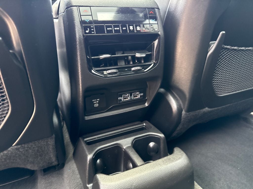 2023 Jeep Grand Cherokee L Overland 4x4
