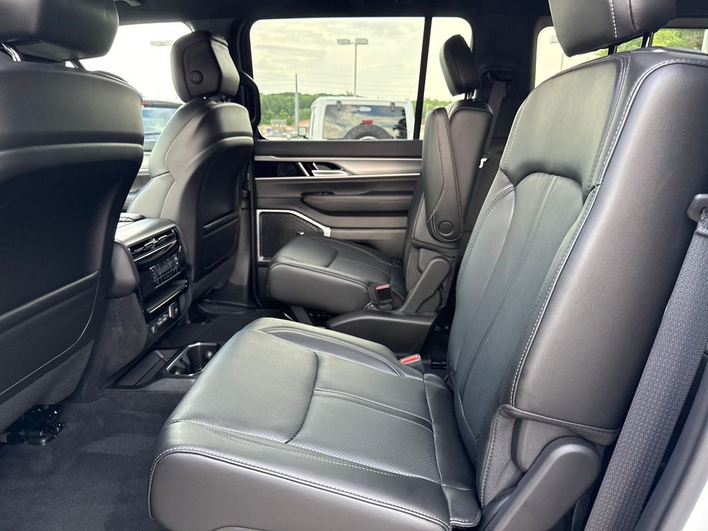 2026 Jeep Grand Wagoneer Upland