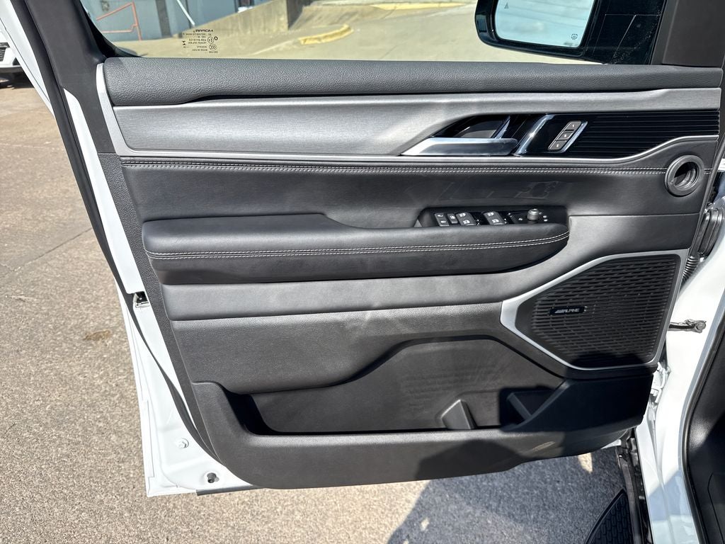 2026 Jeep Grand Wagoneer GRAND WAGONEER LIMITED ALTITUDE 4X4