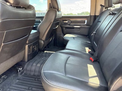 2017 RAM 1500 Laramie Crew Cab 4x4 5'7' Box