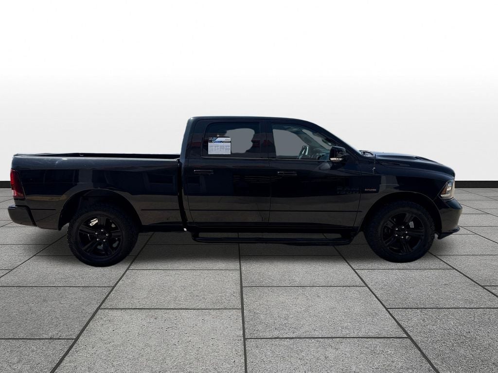 2017 RAM 1500 Night Crew Cab 4x4 6'4' Box