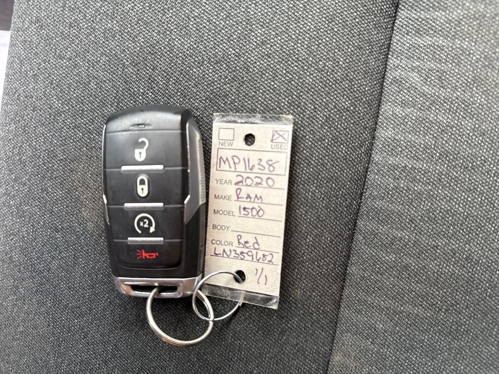 2020 RAM 1500 Big Horn Crew Cab 4x4 5'7' Box