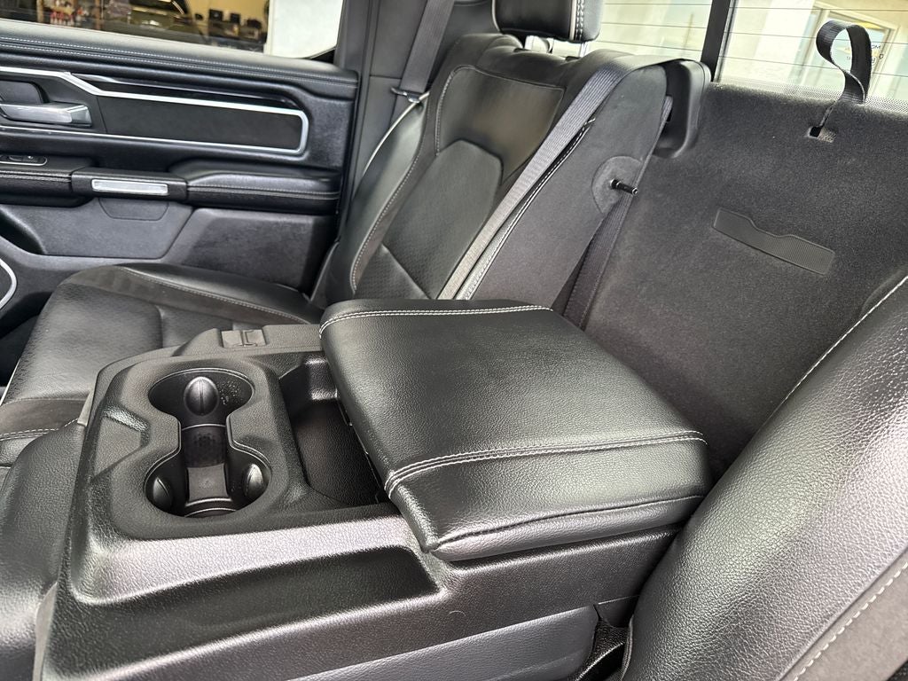 2021 RAM 1500 Laramie Crew Cab 4x4 5'7' Box