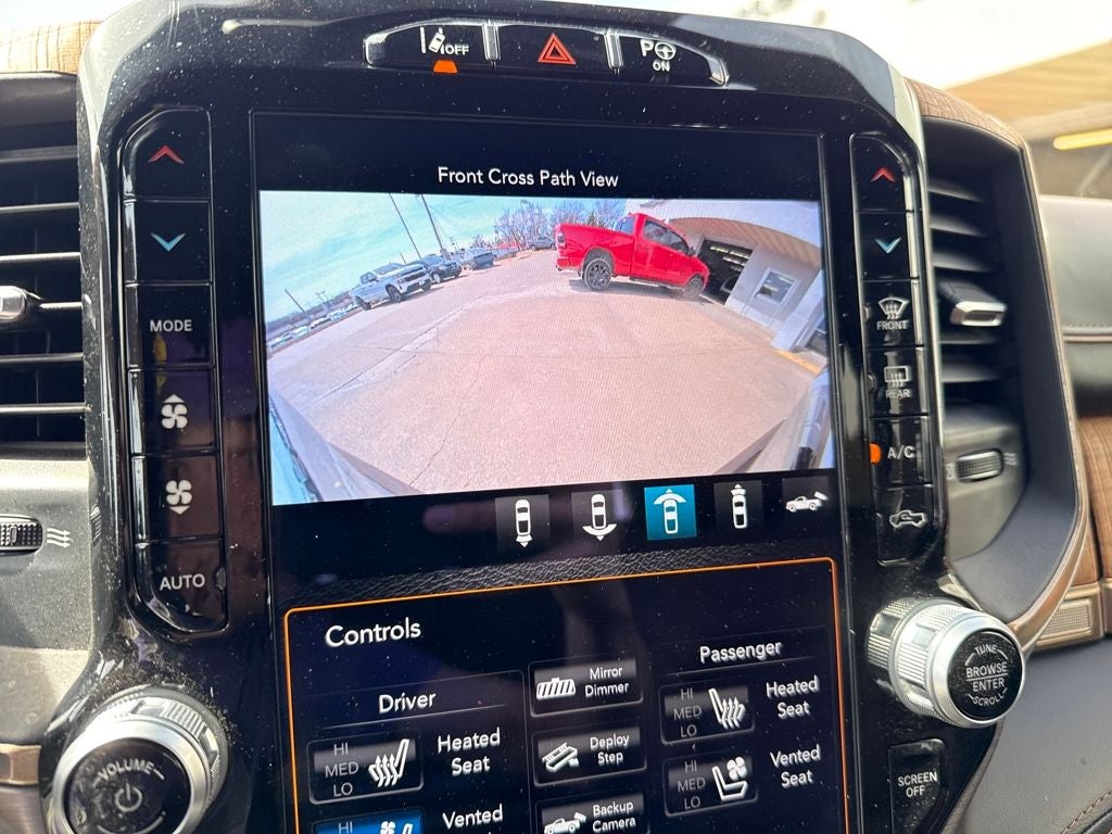 2020 RAM 1500 Laramie Longhorn Crew Cab 4x4 5'7' Box