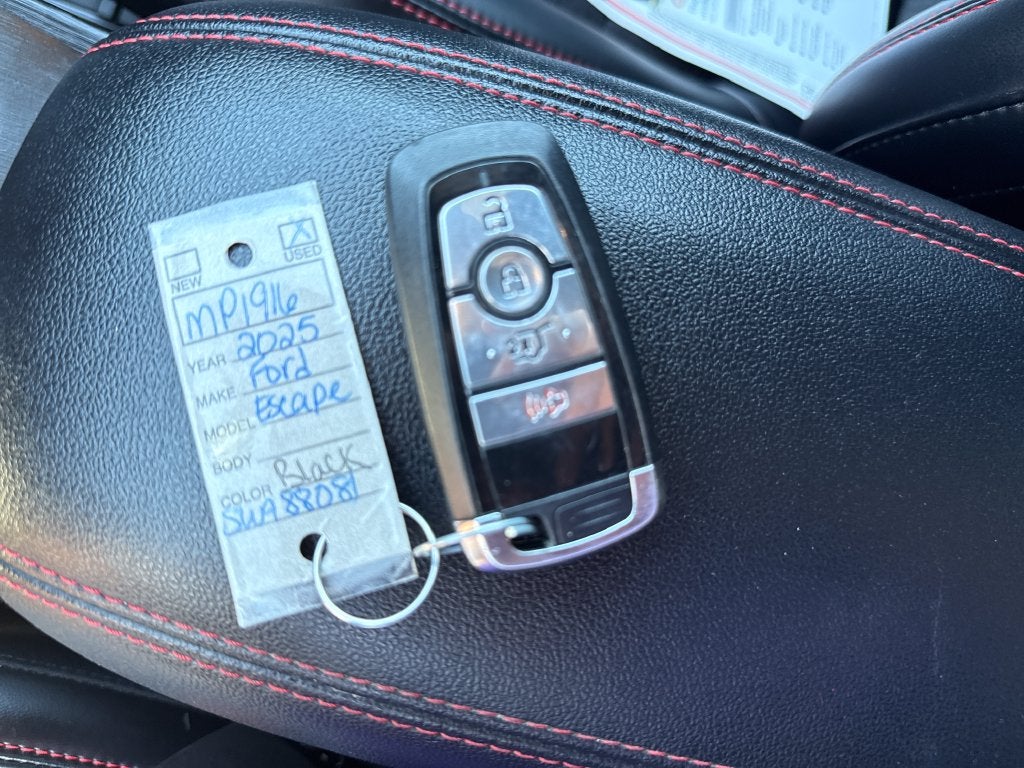 2025 Ford Escape ST-Line