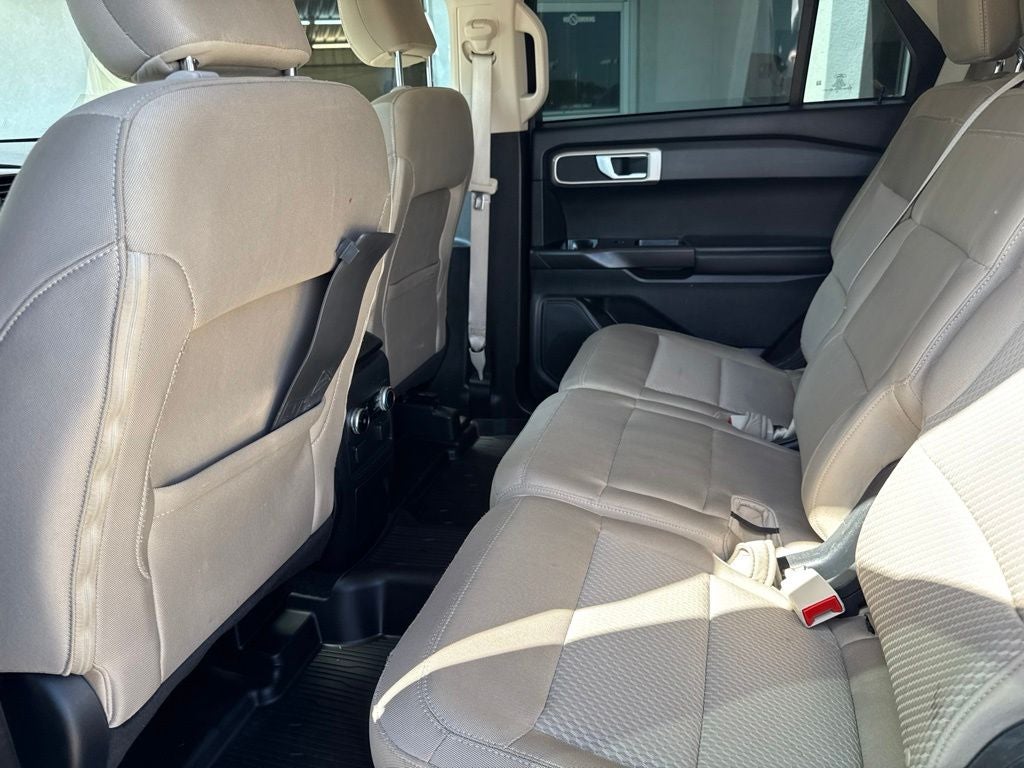 2023 Ford Explorer Base