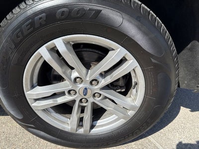 2023 Ford Explorer Base