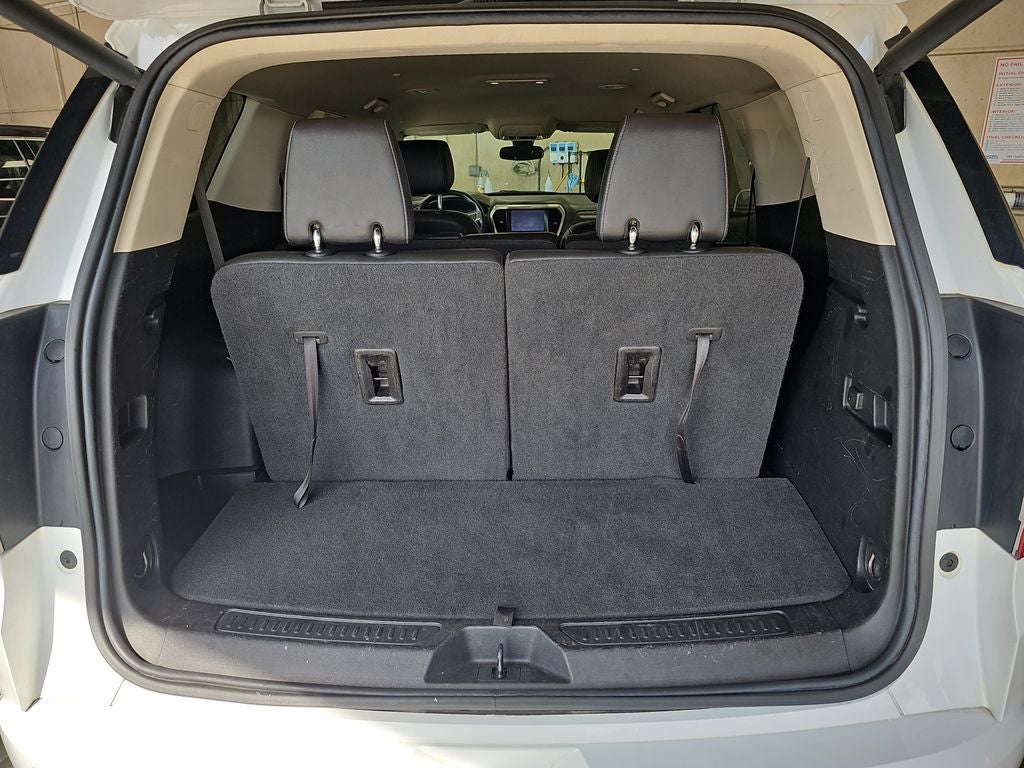 2023 GMC Acadia FWD Denali