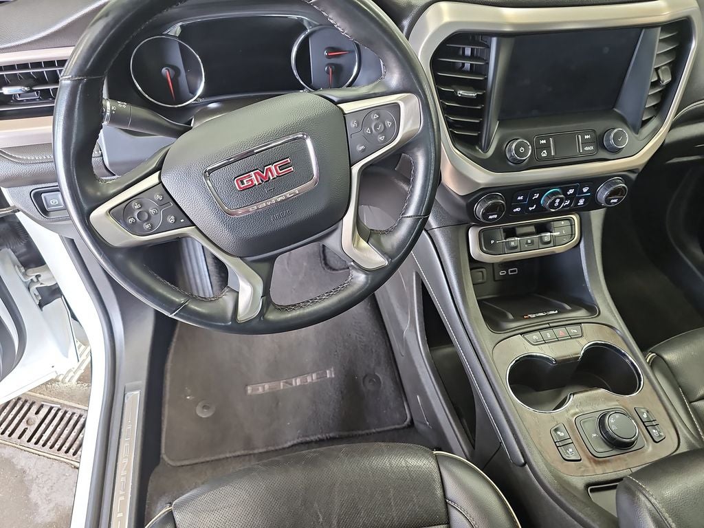 2023 GMC Acadia FWD Denali