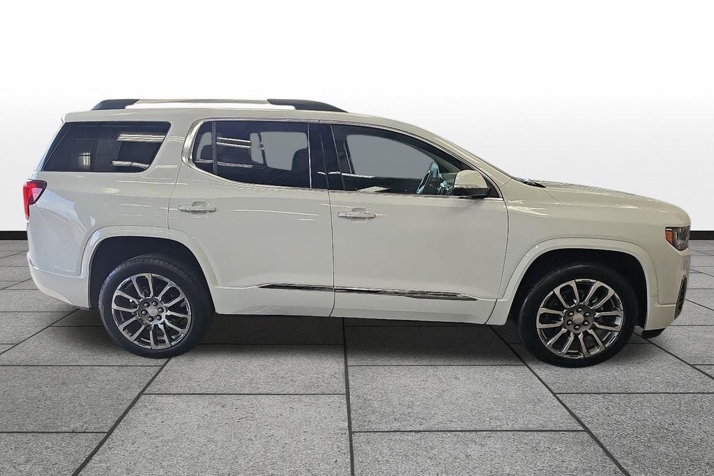 2023 GMC Acadia FWD Denali