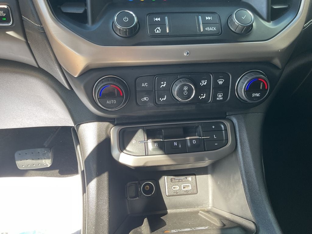 2020 GMC Acadia AWD Denali