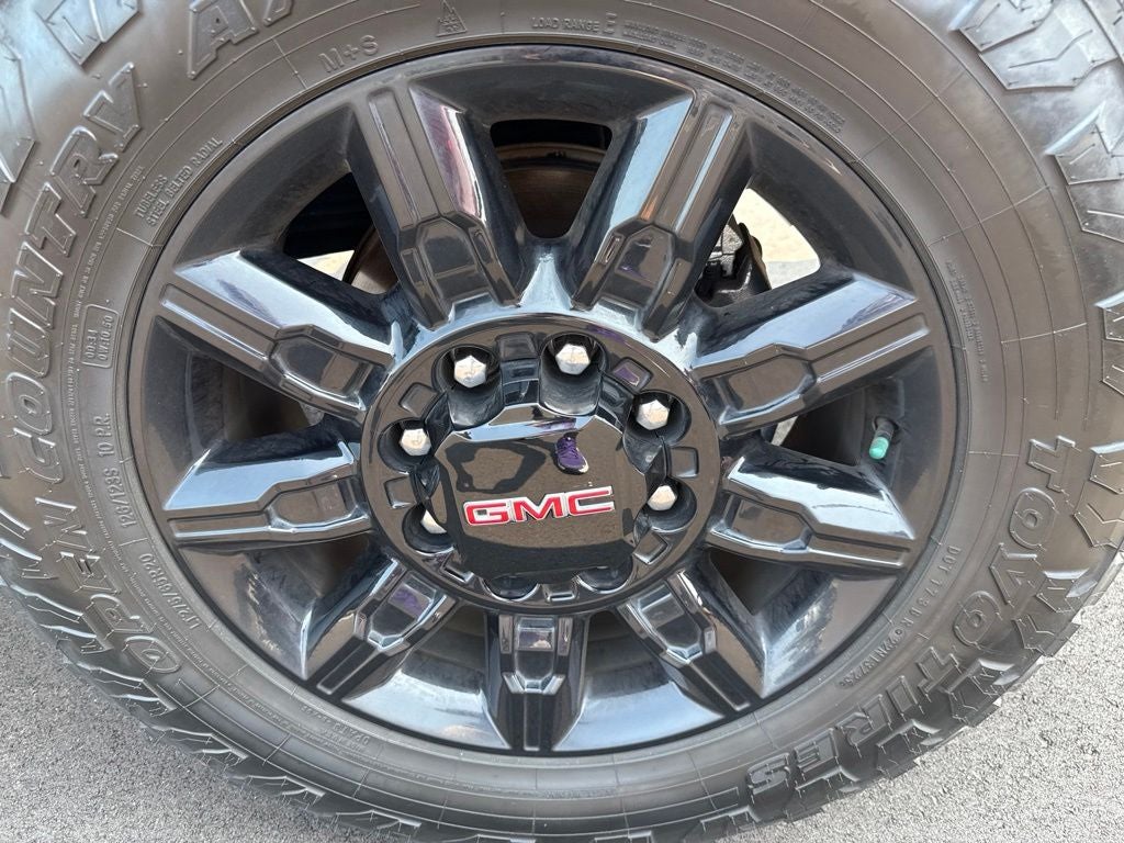 2025 GMC Sierra 2500HD AT4