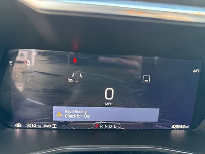 2023 GMC Canyon 4WD Crew Cab Short Box Denali