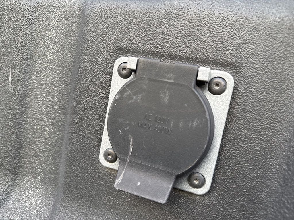 2023 GMC Canyon 4WD Crew Cab Short Box Denali