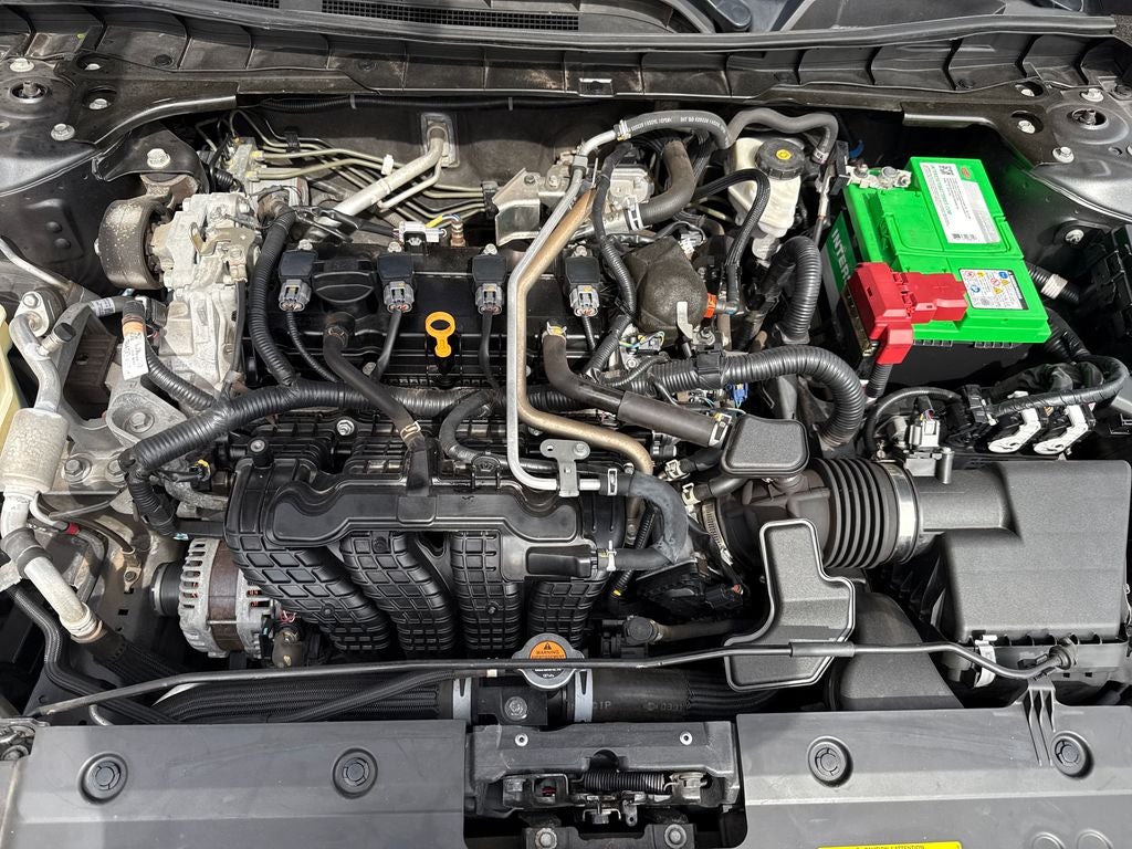 2021 Nissan Altima SR FWD