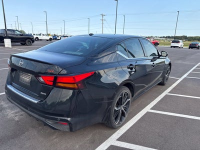 2023 Nissan Altima SR Intelligent AWD
