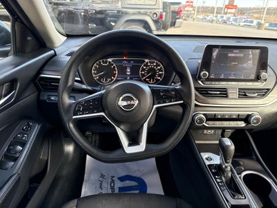 2024 Nissan Altima SV FWD