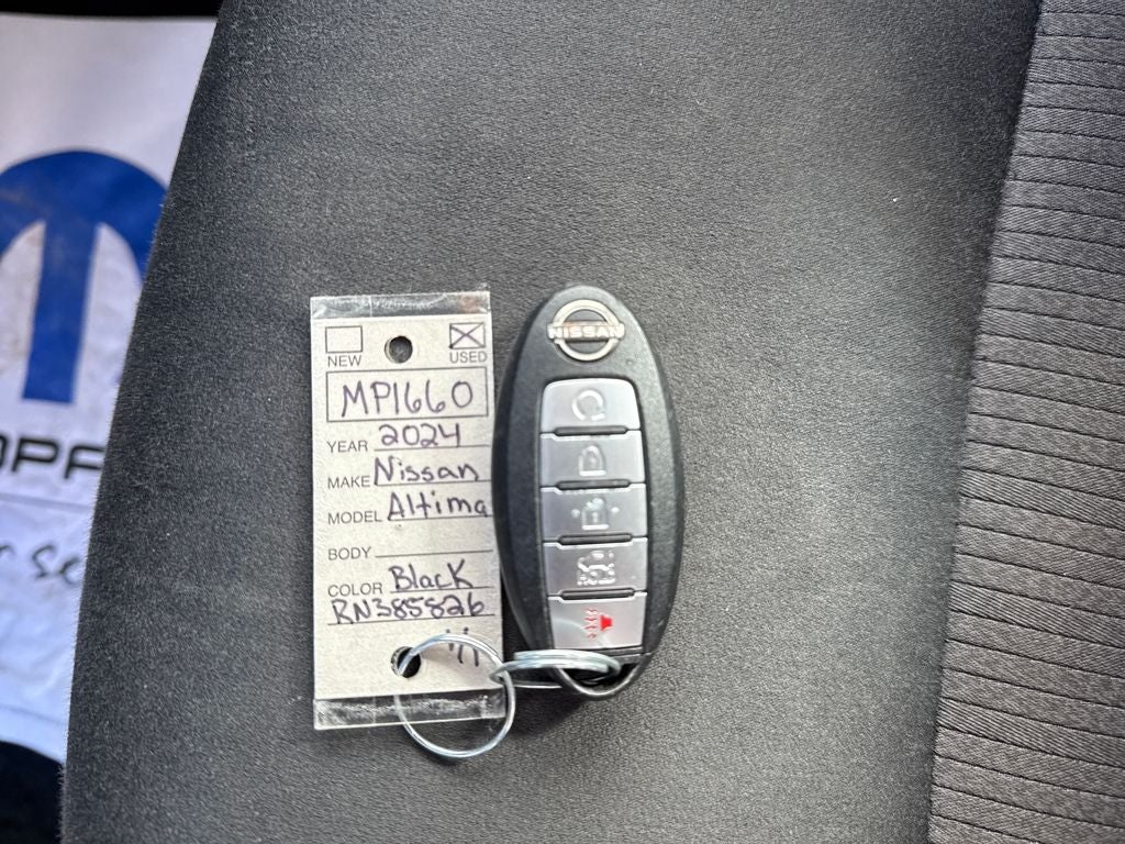 2024 Nissan Altima SV FWD