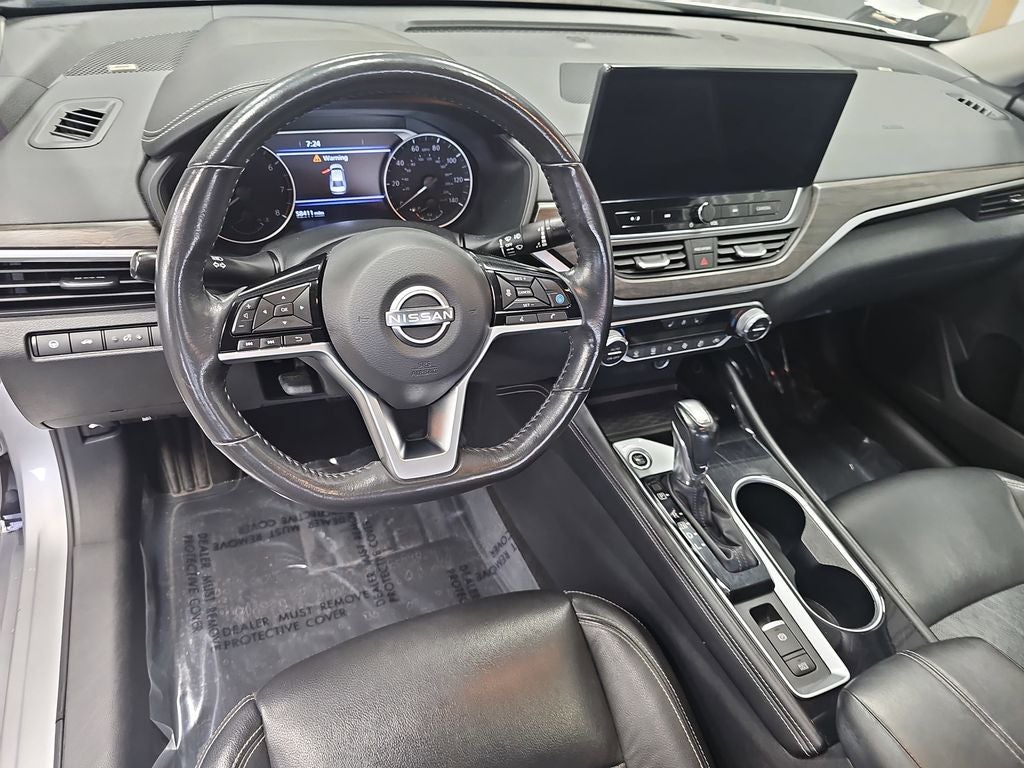 2023 Nissan Altima SL FWD