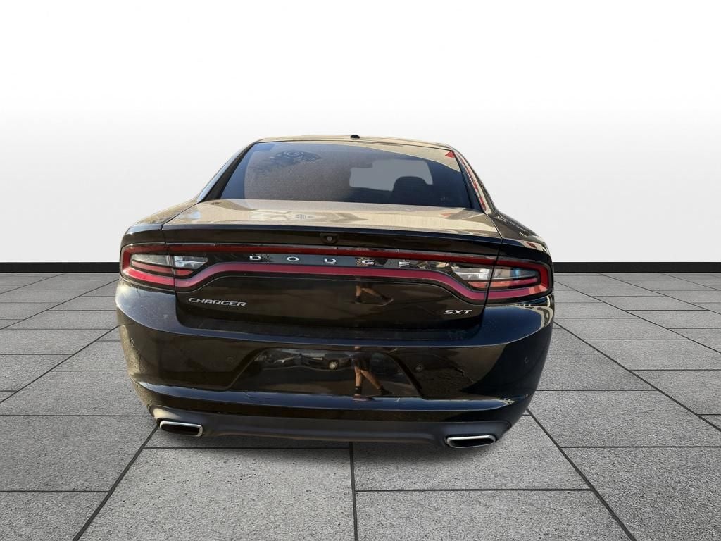 2018 Dodge Charger SXT