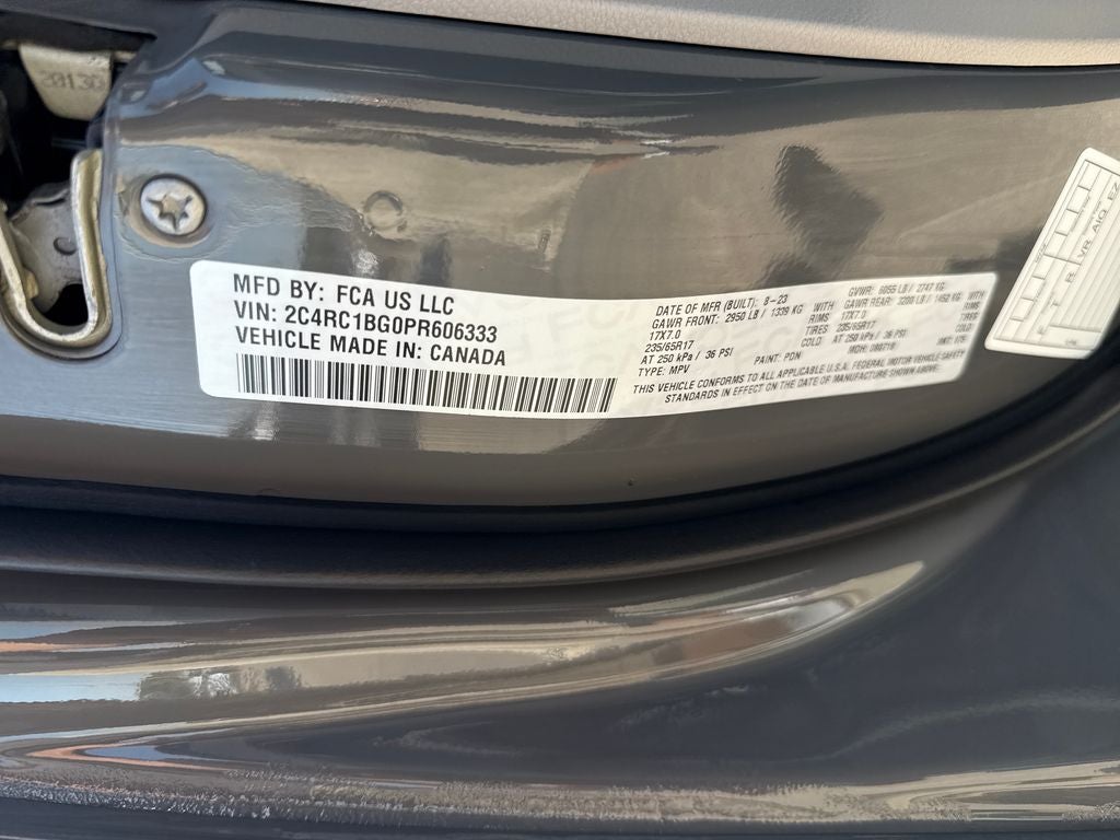 2023 Chrysler Pacifica Touring L