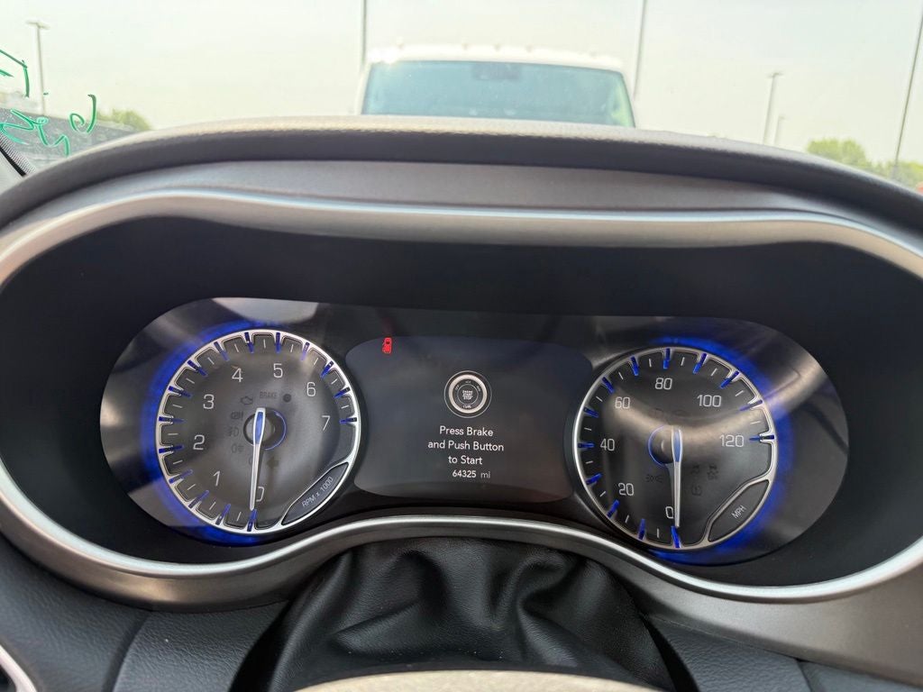 2024 Chrysler Pacifica Touring L